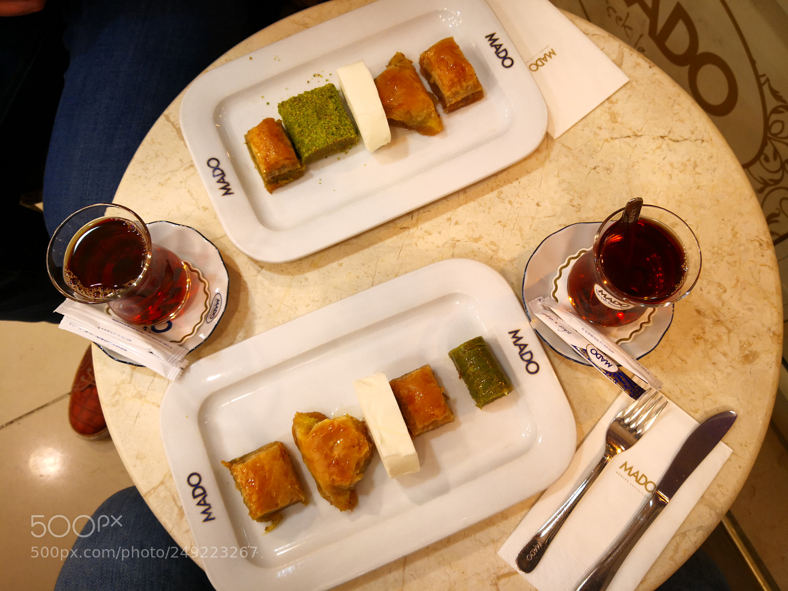 HUAWEI Mate 10 Pro sample photo. Traditionals foods, snacks, local photography