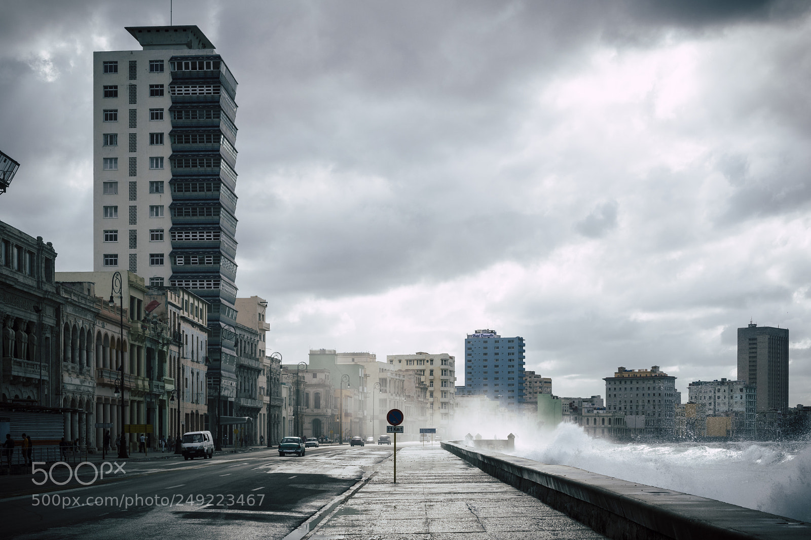 Nikon D5500 sample photo. Malecon photography