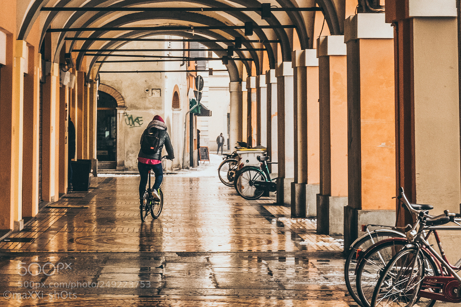Fujifilm X-T20 sample photo. Ride trough the leading photography