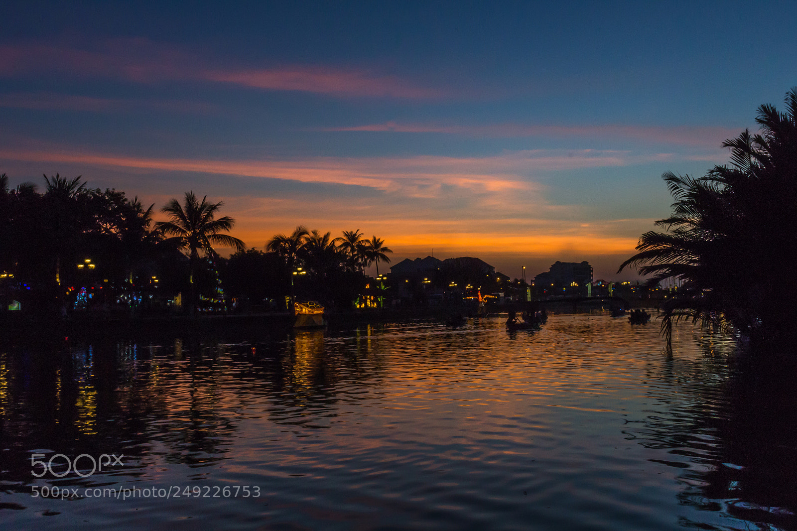Canon EOS 100D (EOS Rebel SL1 / EOS Kiss X7) sample photo. Hoi an ancient town photography