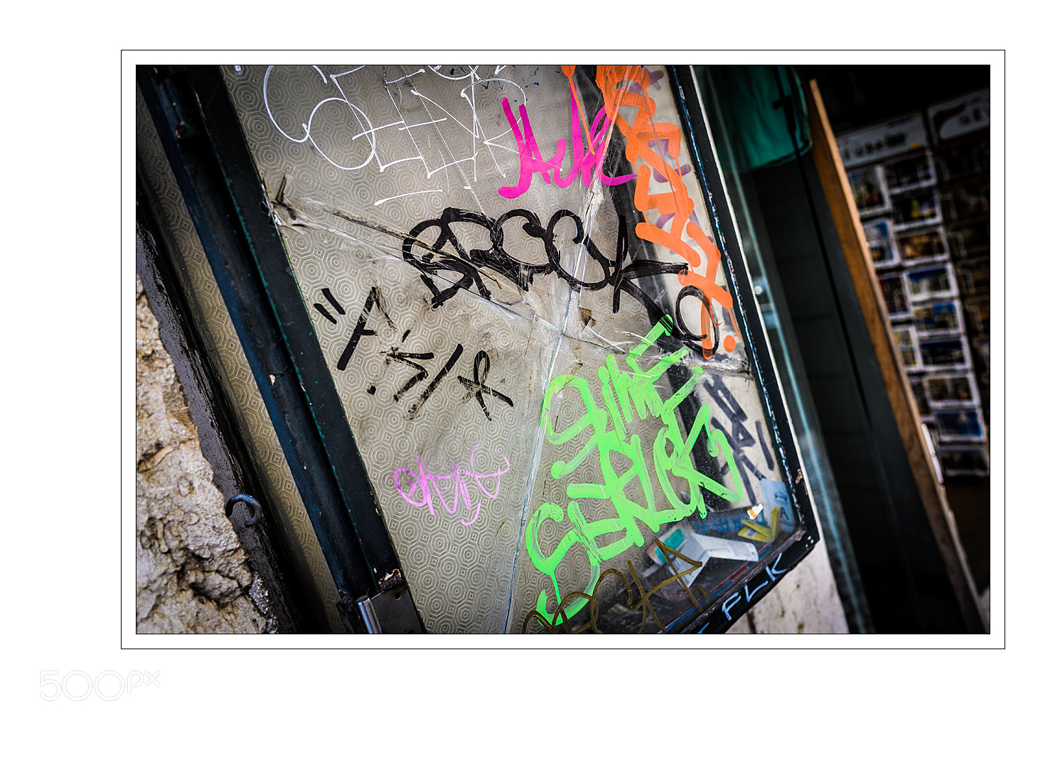 Nikon D5 sample photo. Broken photography