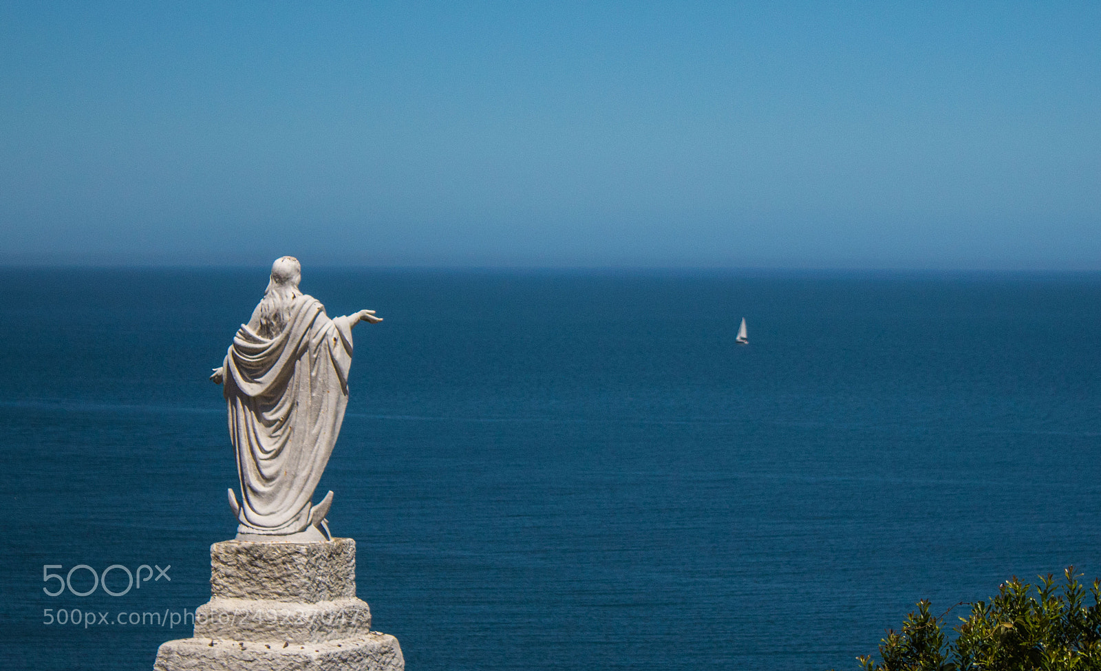 Canon EOS 1300D (EOS Rebel T6 / EOS Kiss X80) sample photo. Virgen mirando al mar photography