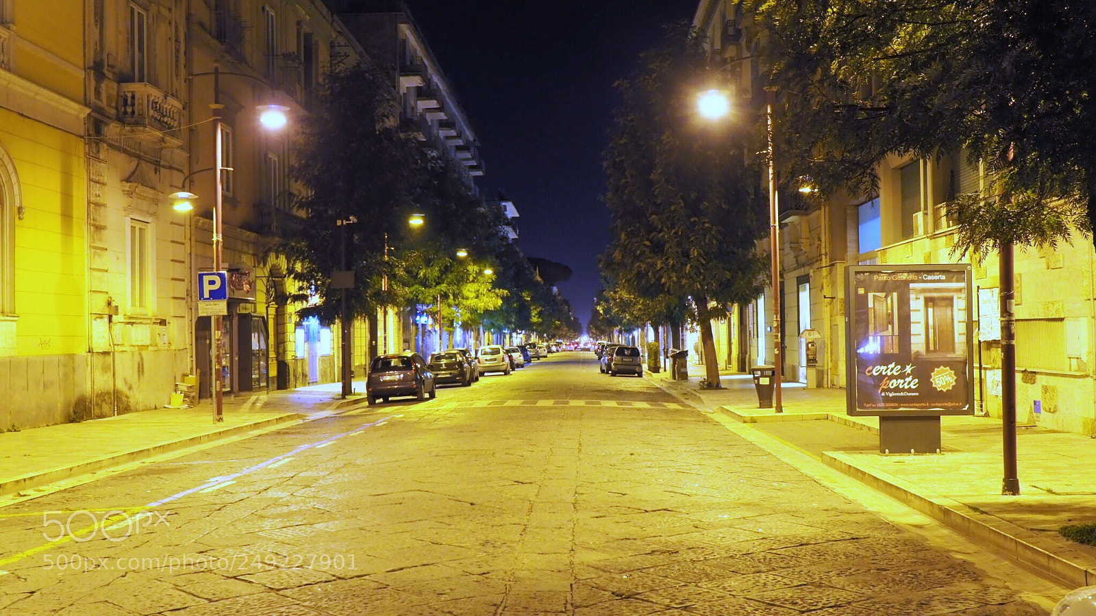 Olympus OM-D E-M1 Mark II sample photo. Corso trieste - caserta photography
