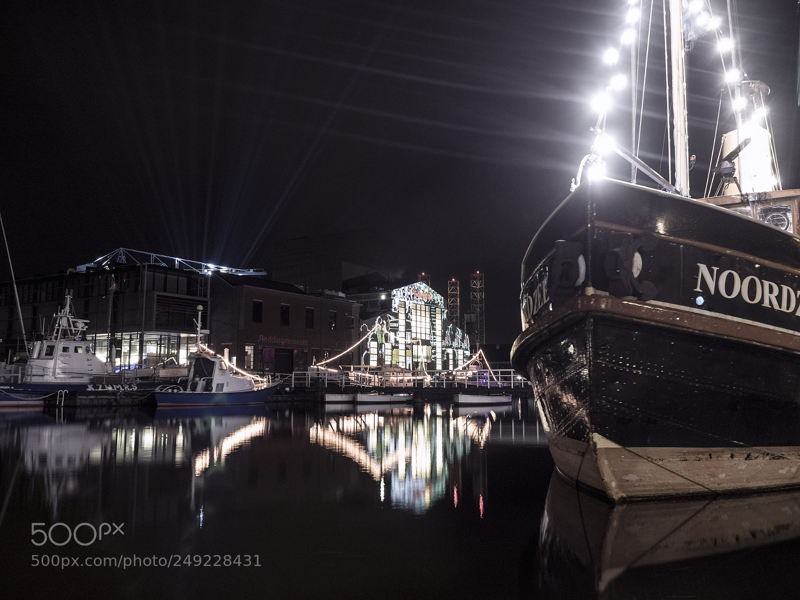 Olympus OM-D E-M1 sample photo. Den helder lights photography