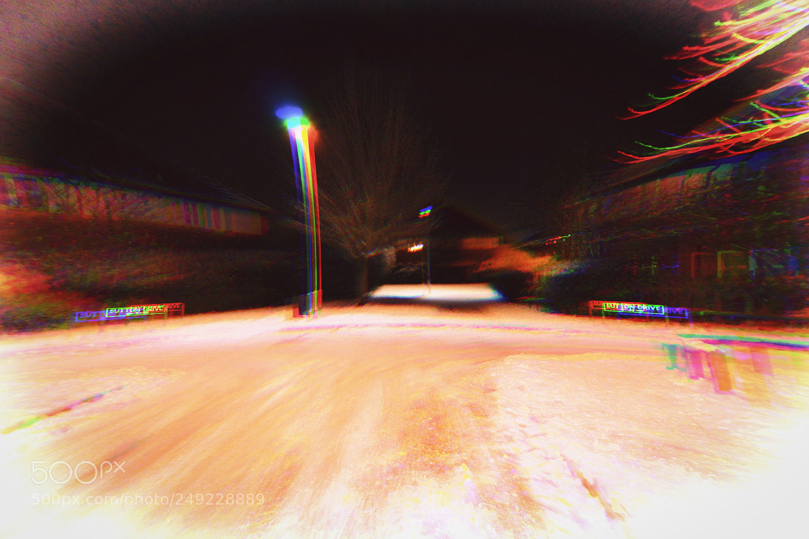Canon EOS 700D (EOS Rebel T5i / EOS Kiss X7i) sample photo. Abstract evening snow photography