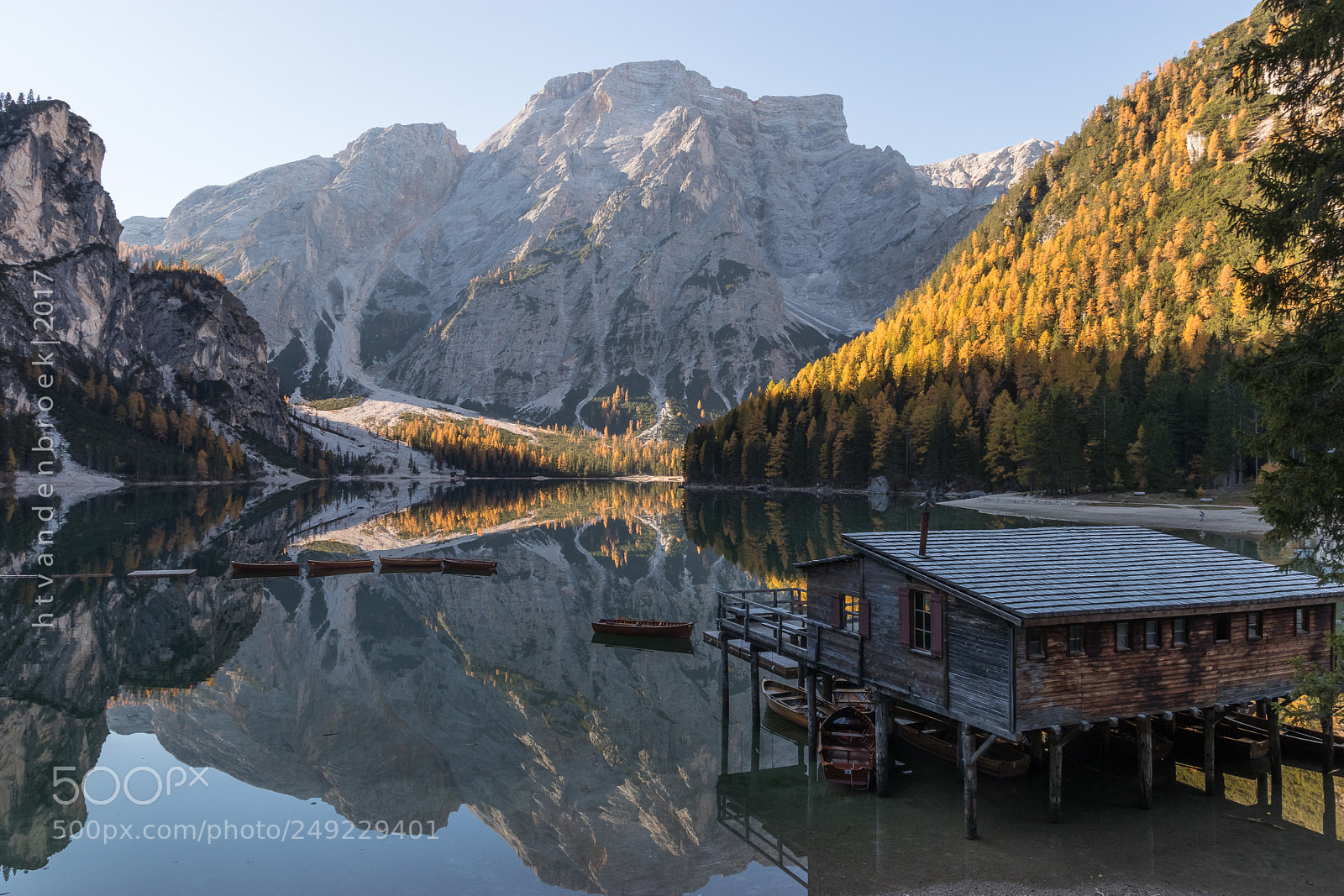 Canon EOS 80D sample photo. Cabin at the lake photography