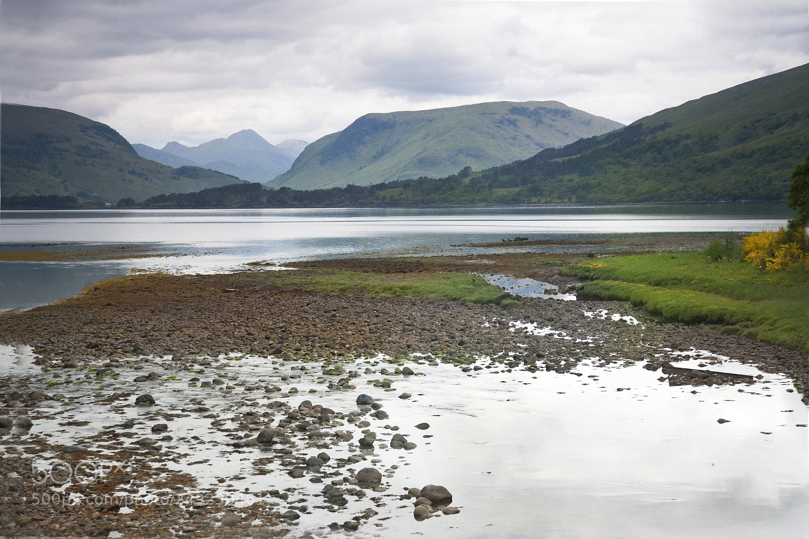 Canon EOS 5D sample photo. The loch photography
