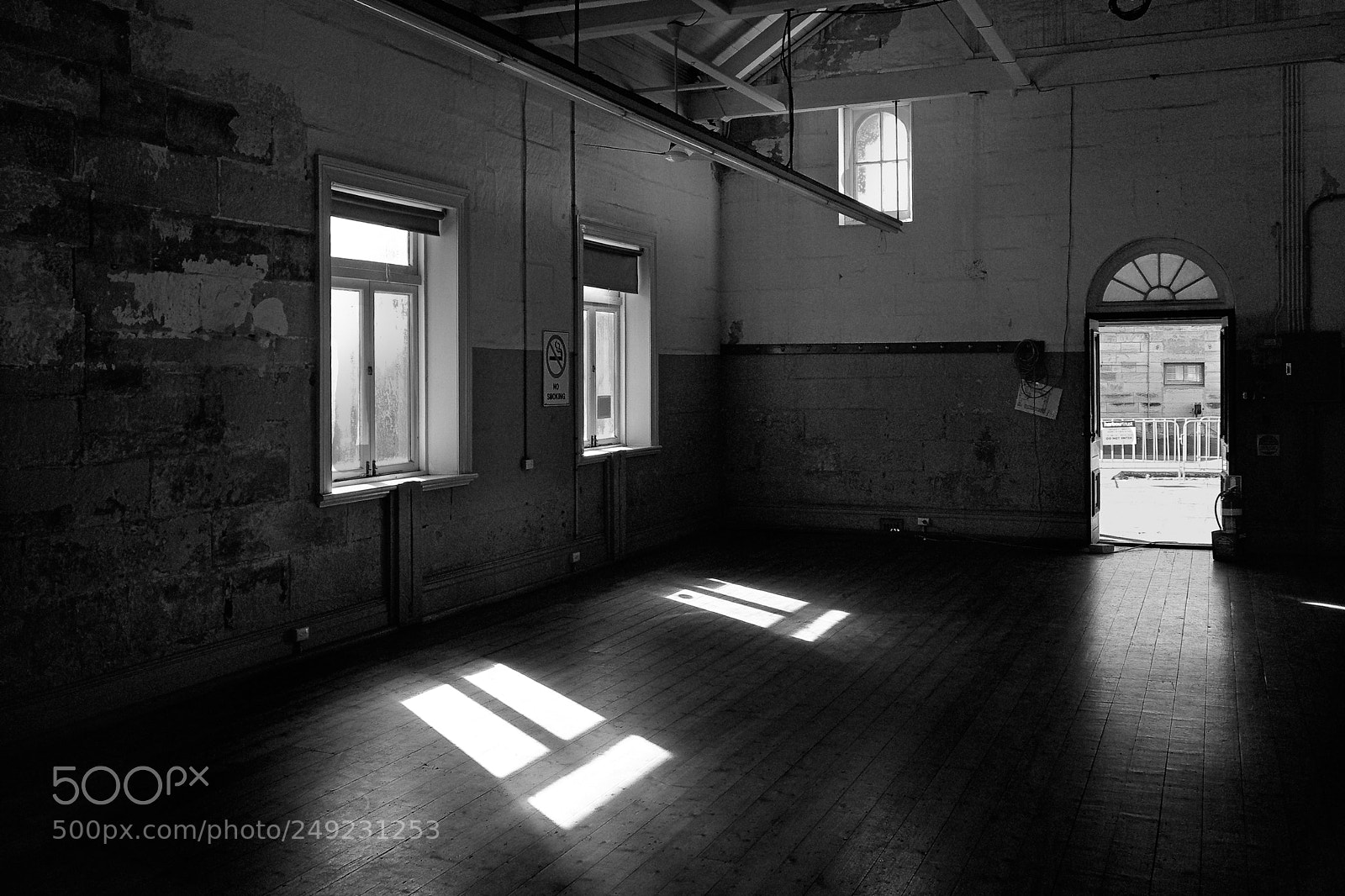 Pentax K200D sample photo. The mess hall photography