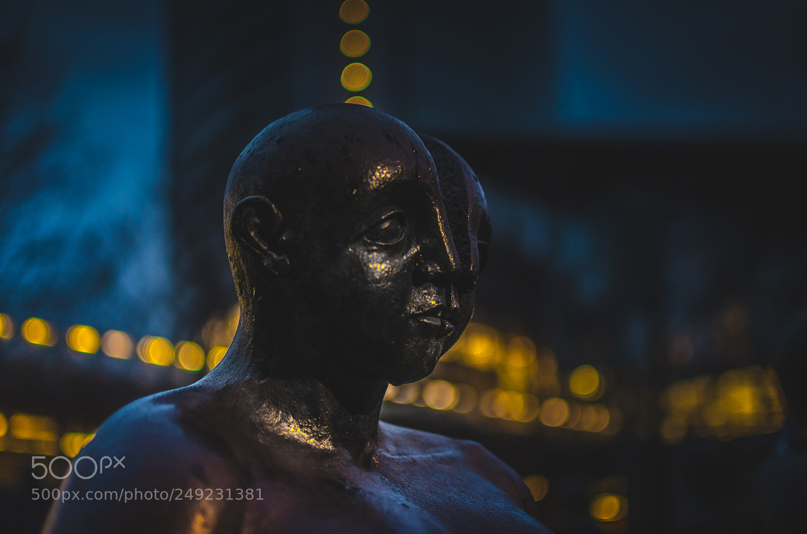 Nikon D5100 sample photo. Statue u.n. campus bonn photography
