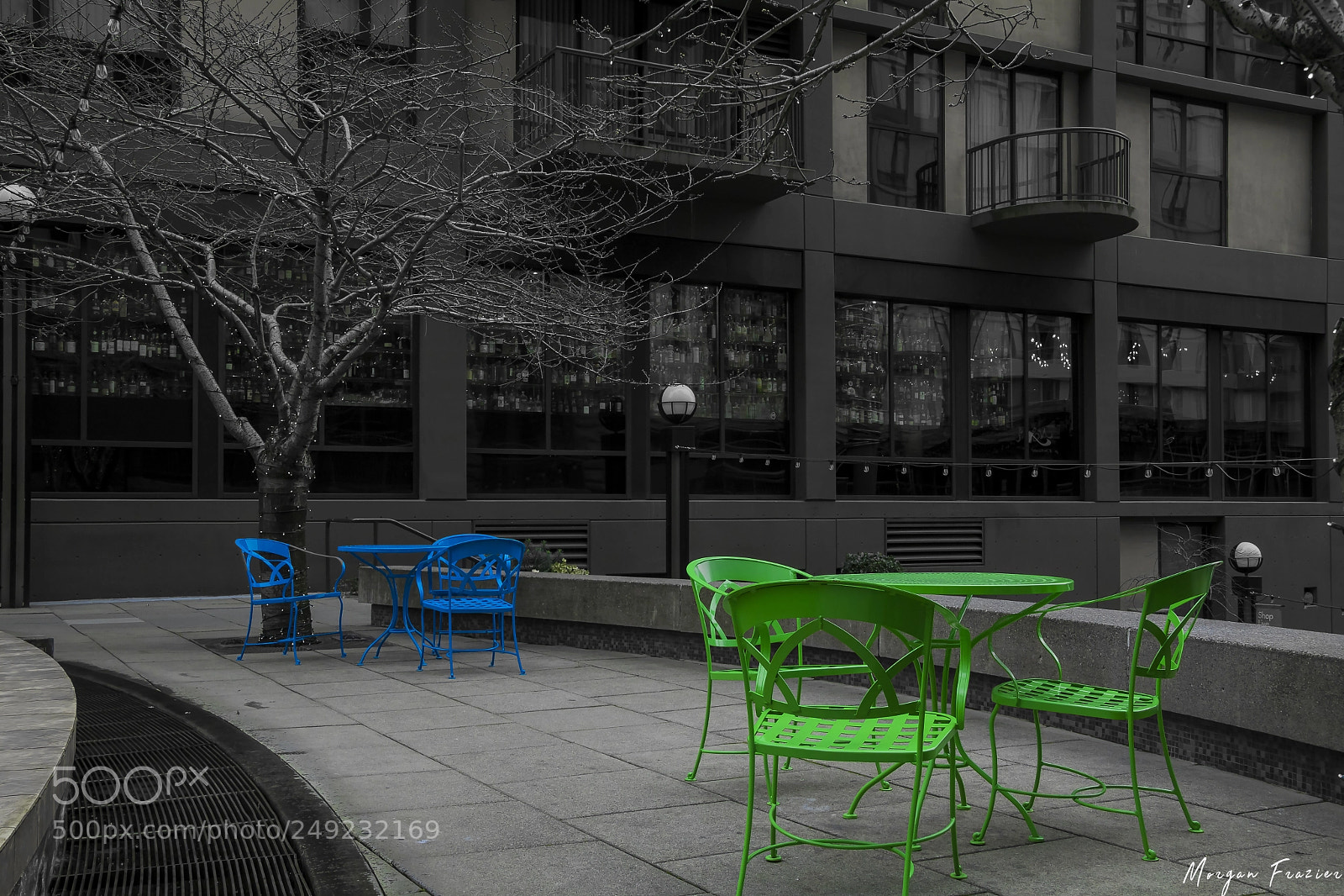 Canon EOS 750D (EOS Rebel T6i / EOS Kiss X8i) sample photo. Sitting for lunch photography