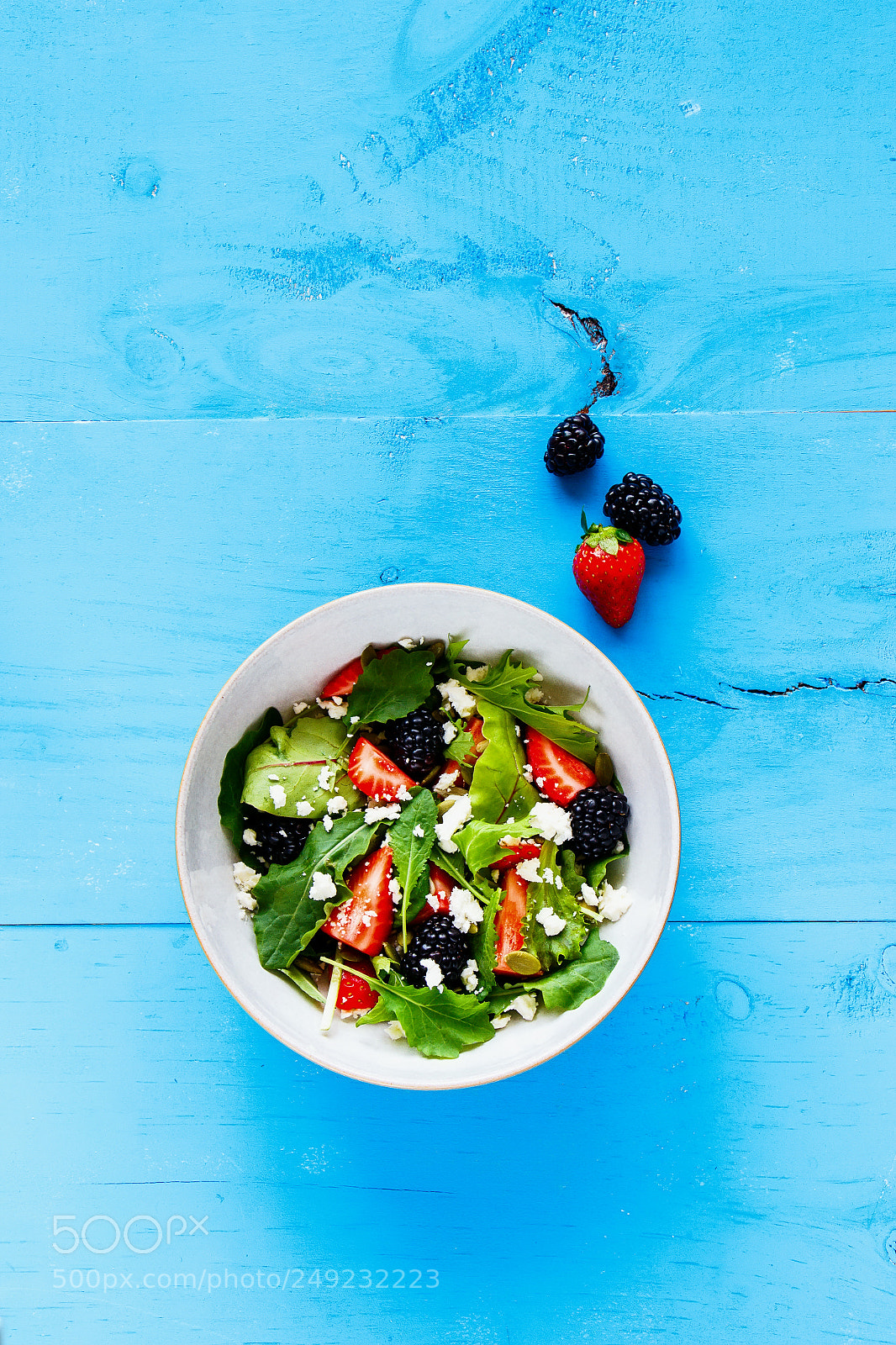 Canon EOS 700D (EOS Rebel T5i / EOS Kiss X7i) sample photo. Strawberry salad bowl photography