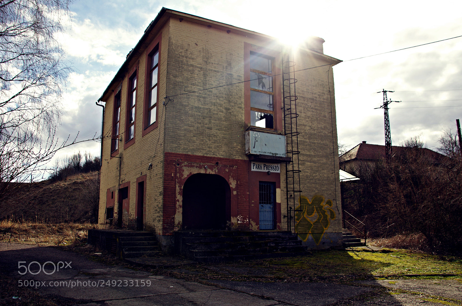 Pentax K-3 sample photo. Road house photography