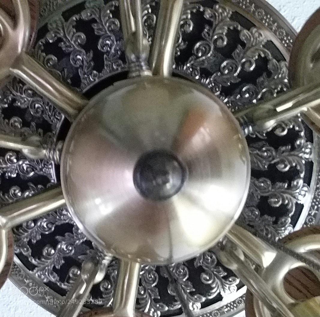 Samsung Galaxy Note4 sample photo. Abstract fan photography