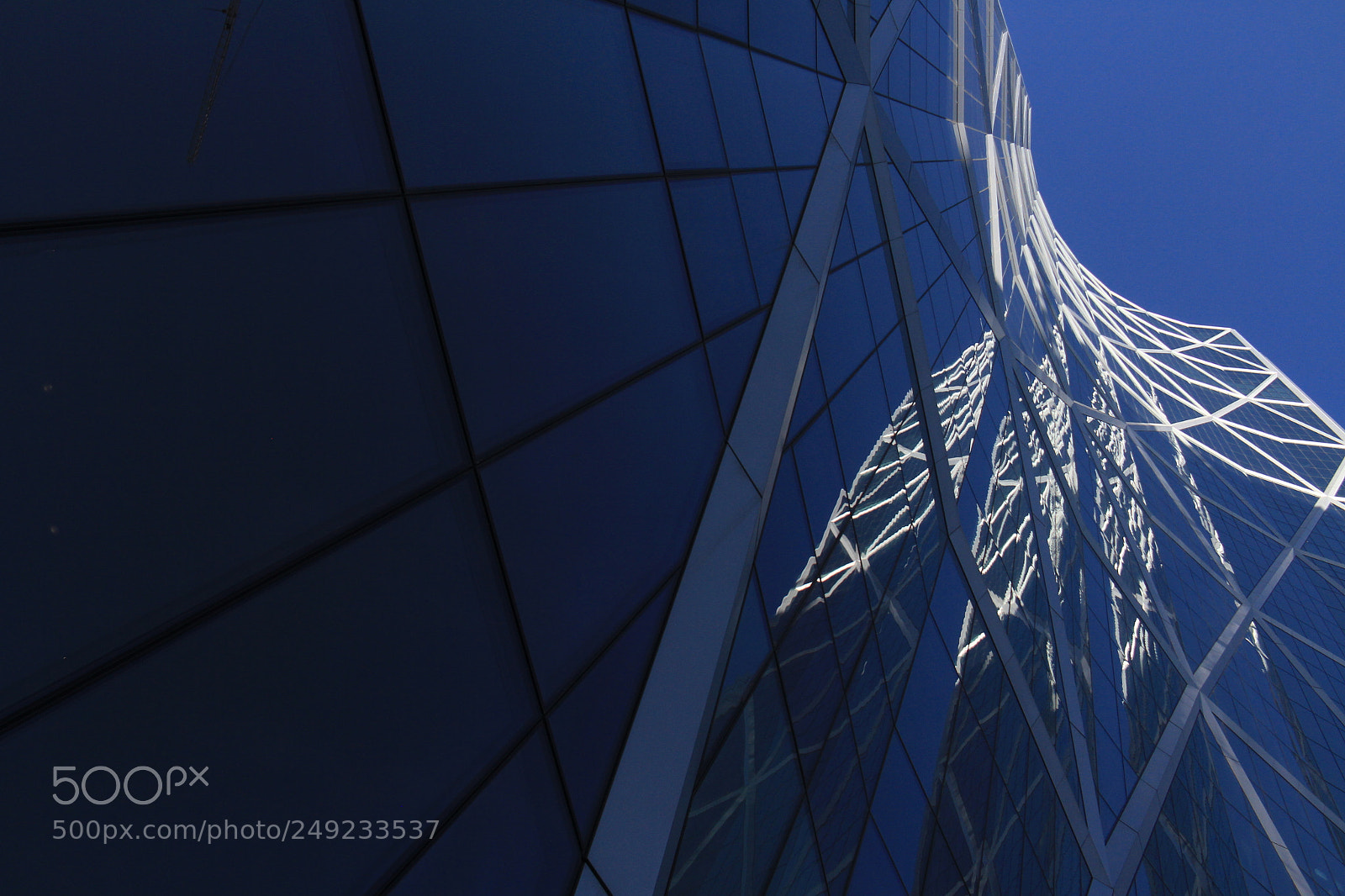 Canon EF-S 18-200mm F3.5-5.6 IS sample photo. Blue sky photography