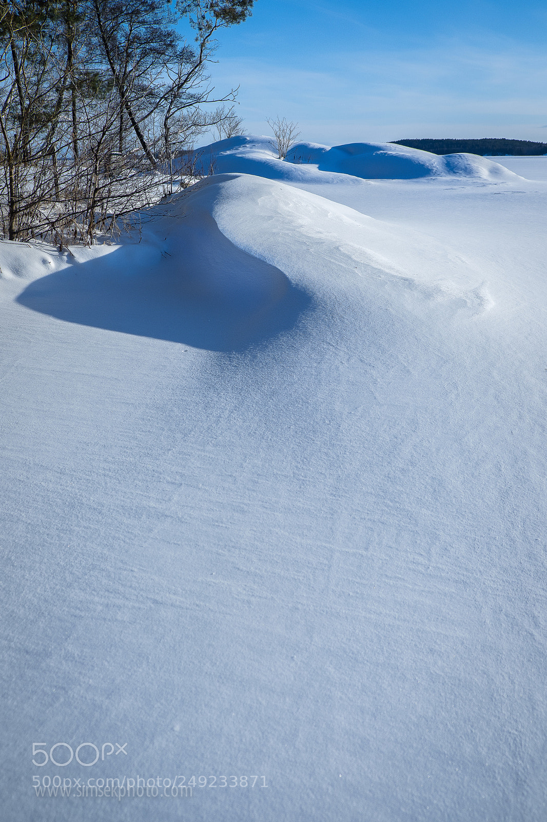 Fujifilm X-E2S sample photo. Frozen lake photography