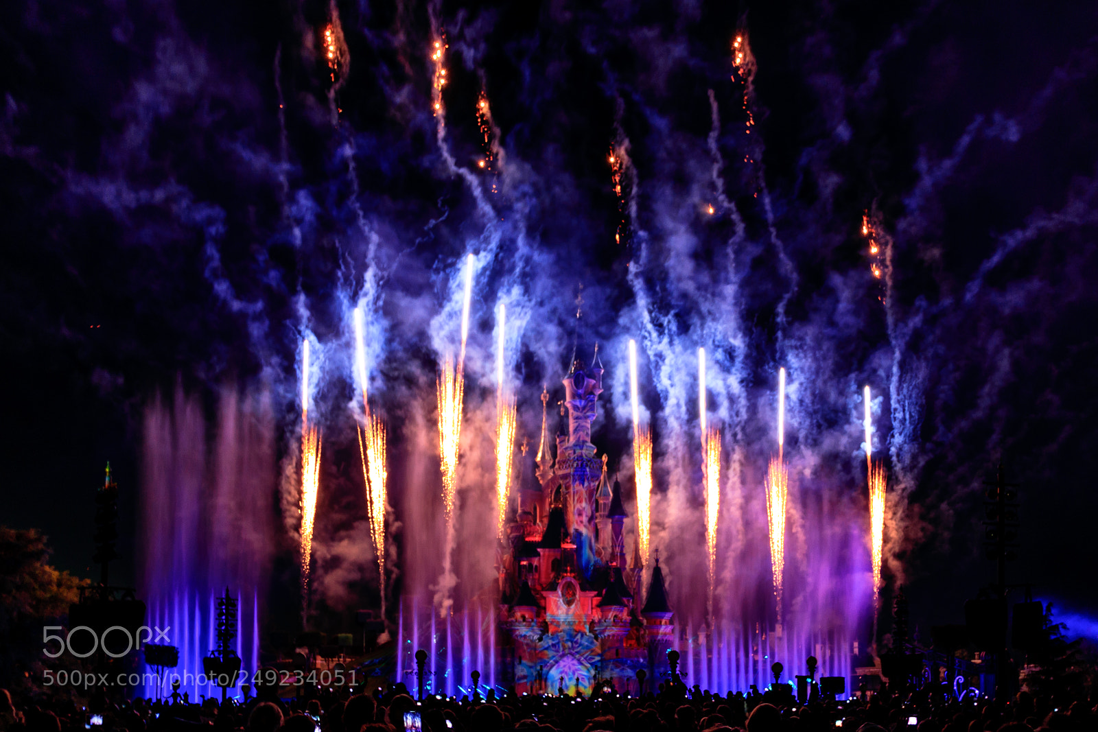 Canon EOS 80D sample photo. Disneyland fireworks 5 photography