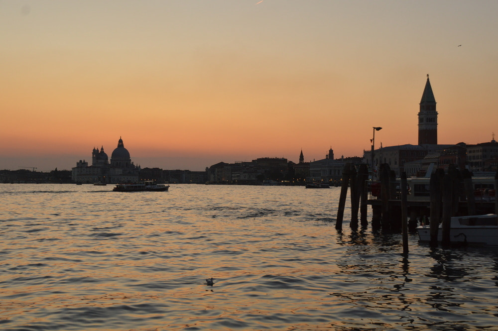 Nikon D3200 sample photo. The best way to finish the day photography