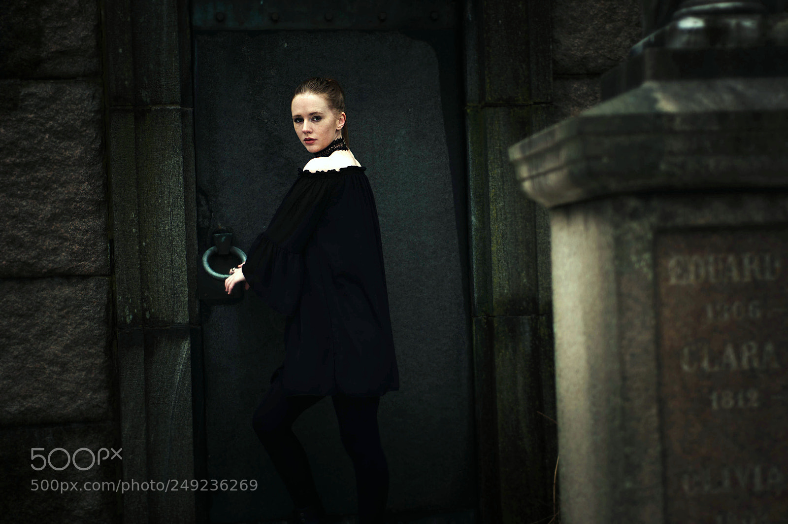 Nikon D90 sample photo. The chamber of secrets photography