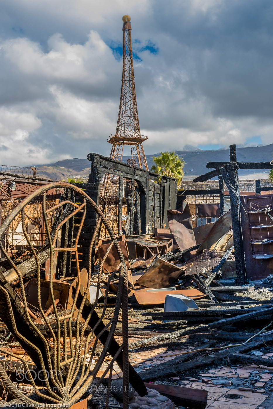 Canon EOS 7D Mark II sample photo. The destruction of paris? photography