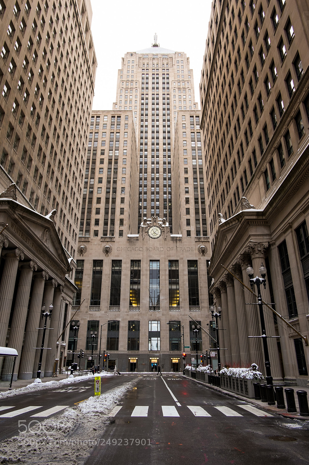 Fujifilm X-E1 sample photo. Chicago board of trade. photography