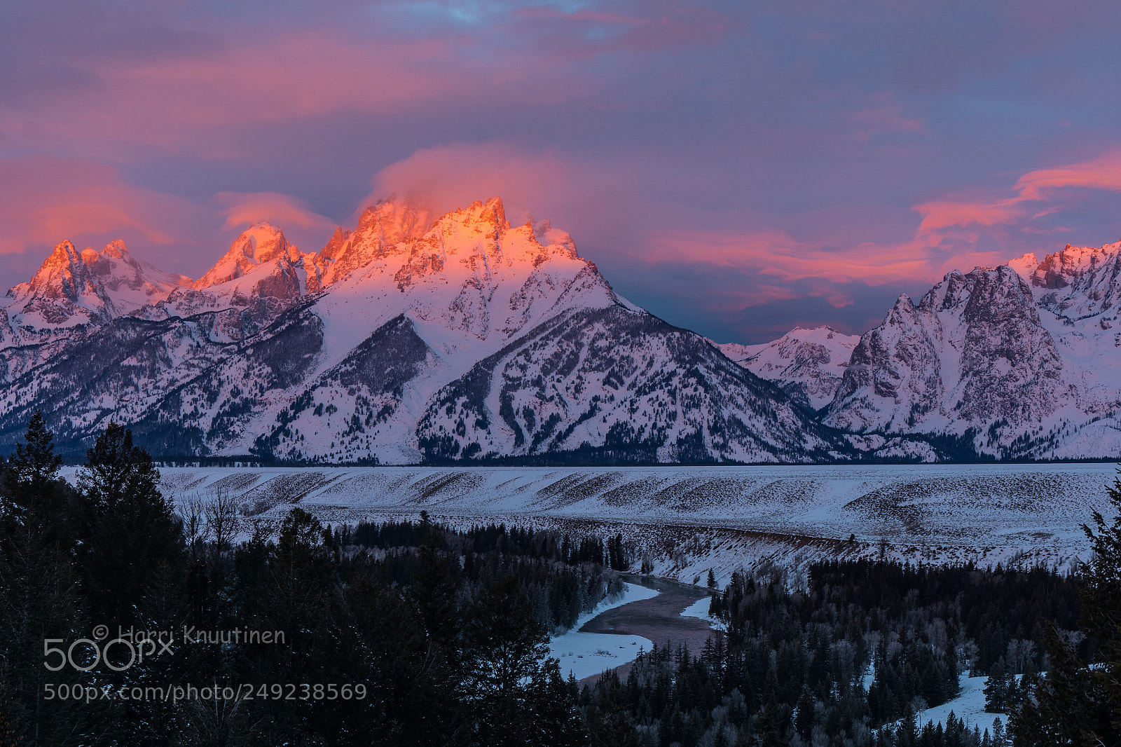 Canon EOS 5D Mark IV sample photo. Sunrise over grand teton photography