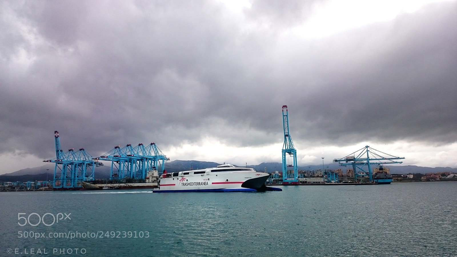 Sony Xperia Z2 sample photo. Boat. algeciras port.  spain photography