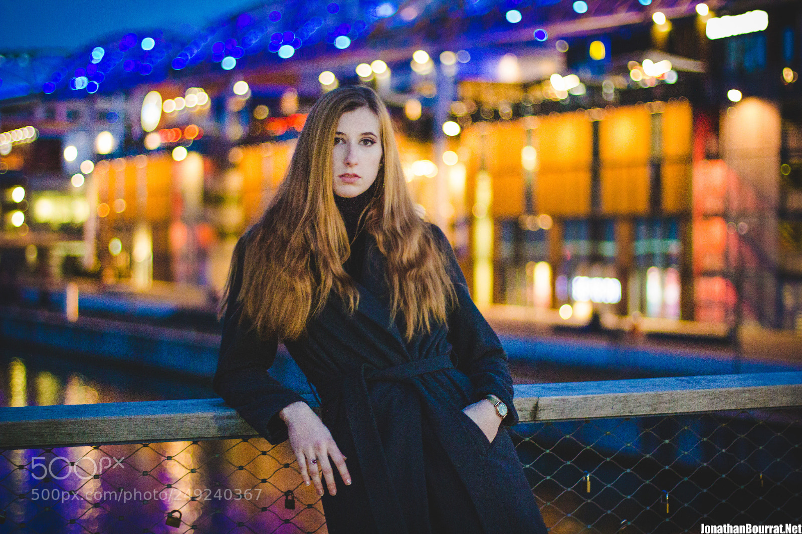 Canon EOS 60D sample photo. Portrait book sur lyon photography