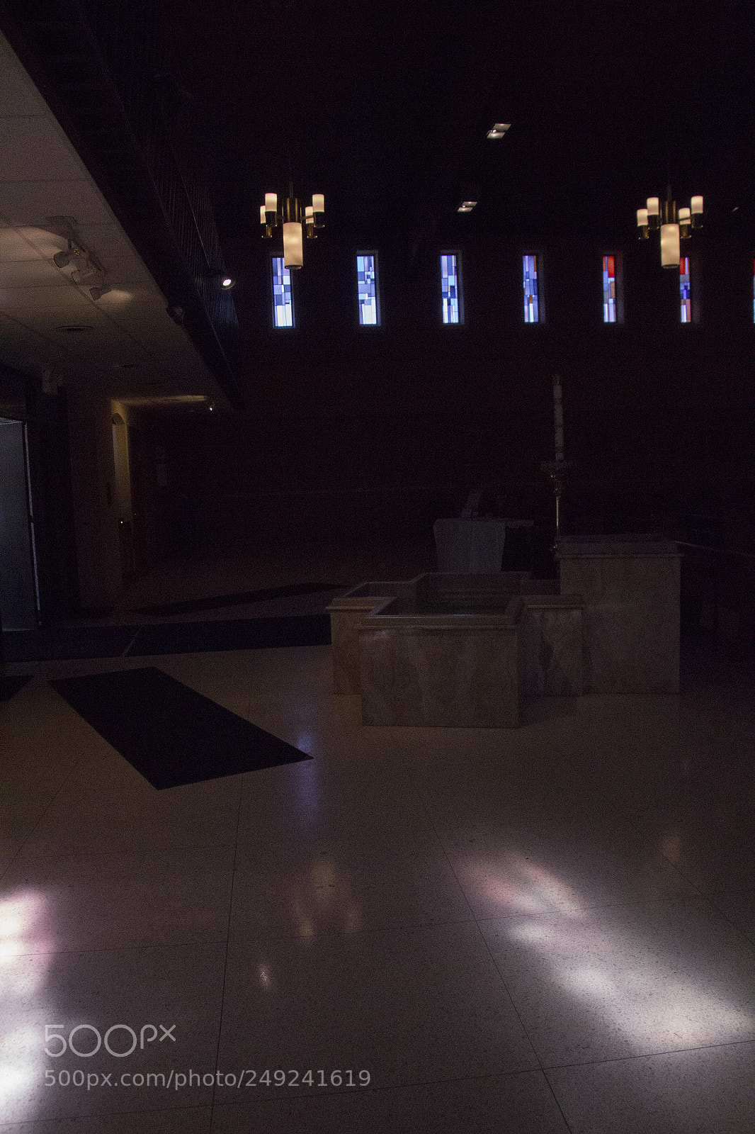 Canon EOS 1200D (EOS Rebel T5 / EOS Kiss X70 / EOS Hi) sample photo. A church that looks photography