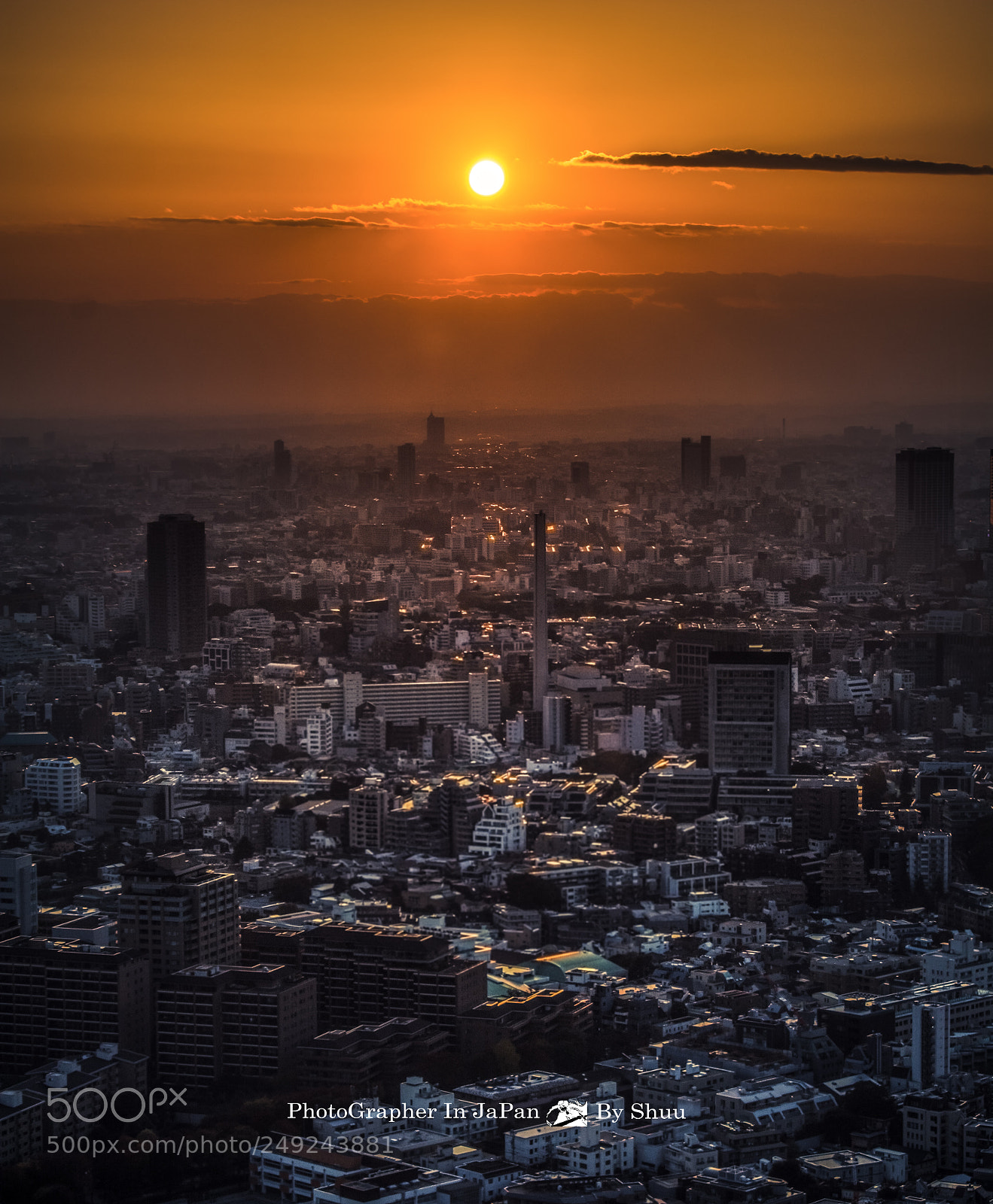 Nikon D7100 sample photo. 黑金色的东京 photography