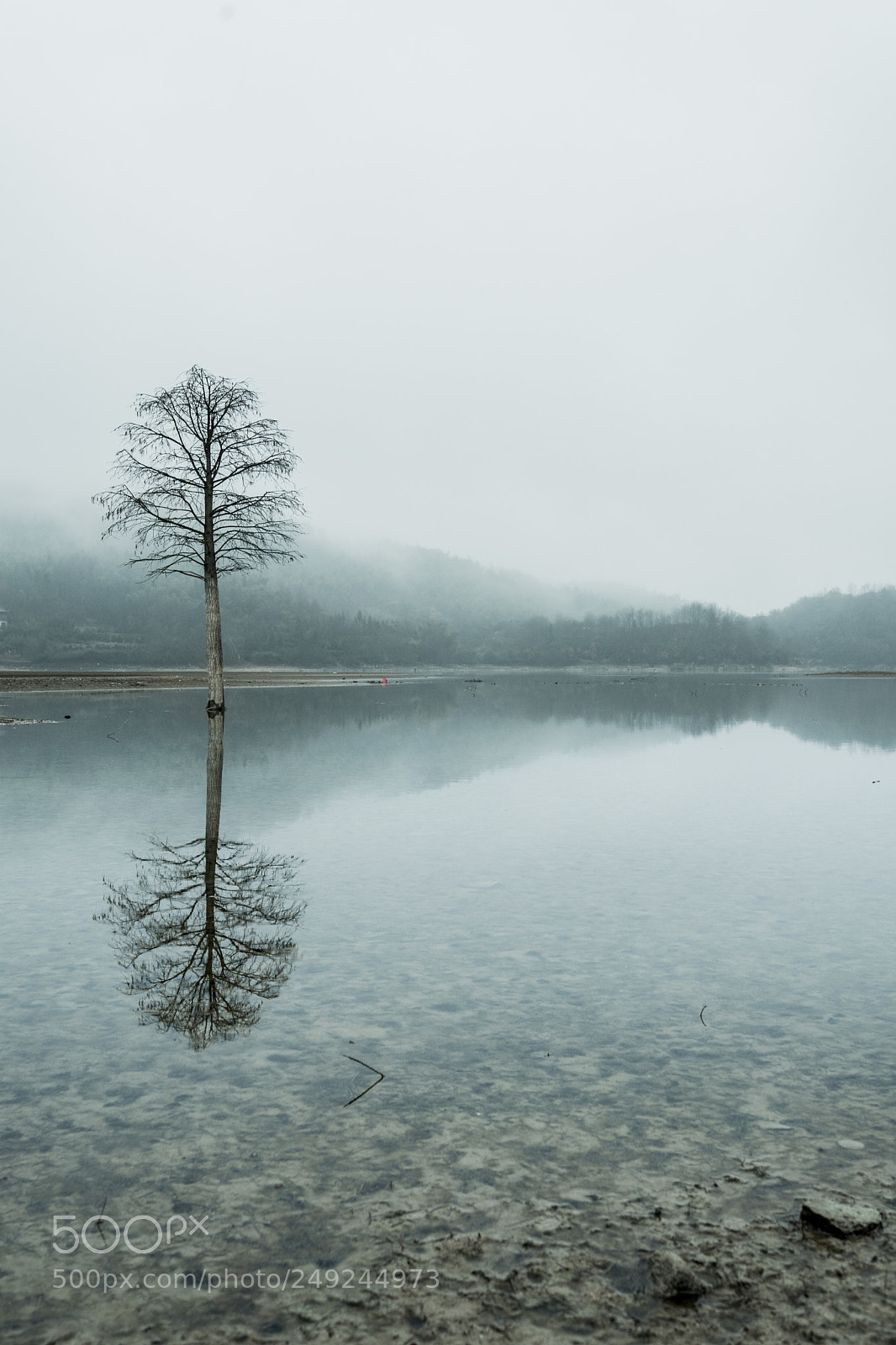 Sony a7 II sample photo. 宏村前 photography