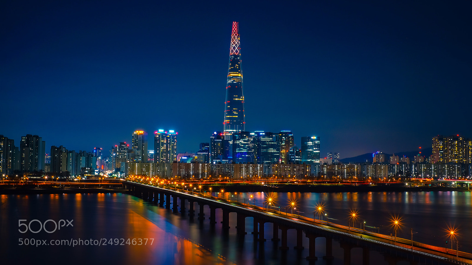 Fujifilm X-T10 sample photo. Cityscape at night along photography