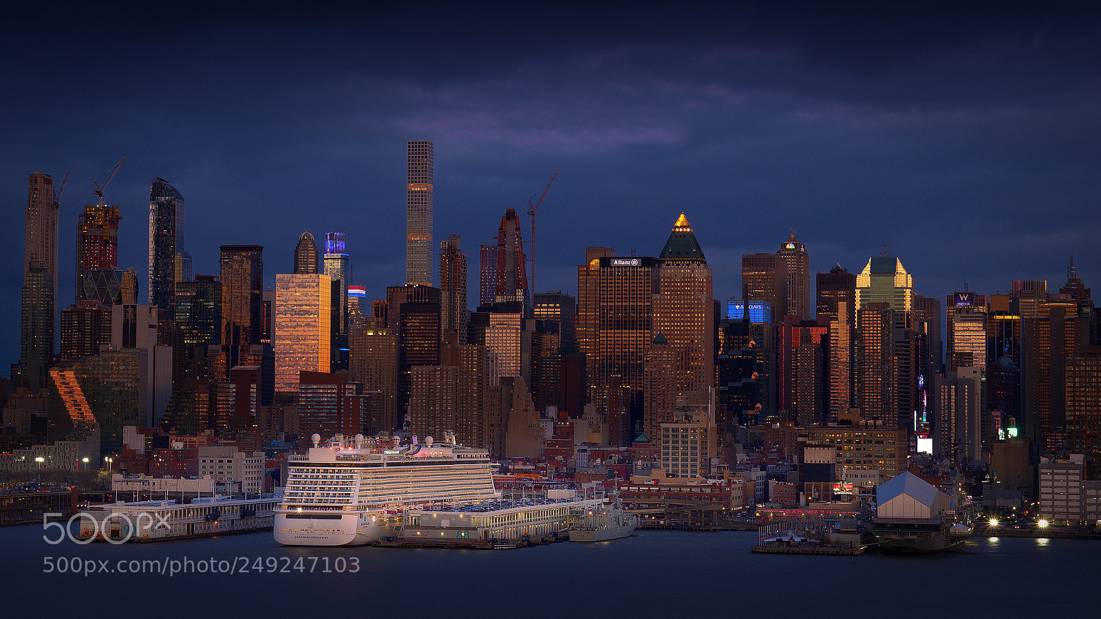 Canon EOS 7D Mark II sample photo. Manhattan photography