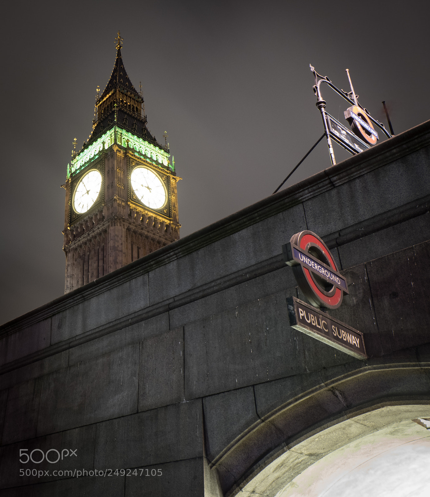 Fujifilm X-T20 sample photo. London tube photography