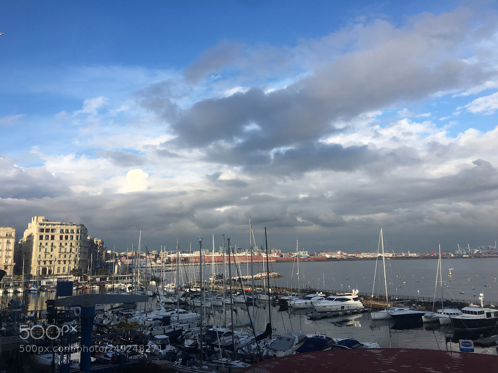 Apple iPhone 6s Plus sample photo. Napoli photography
