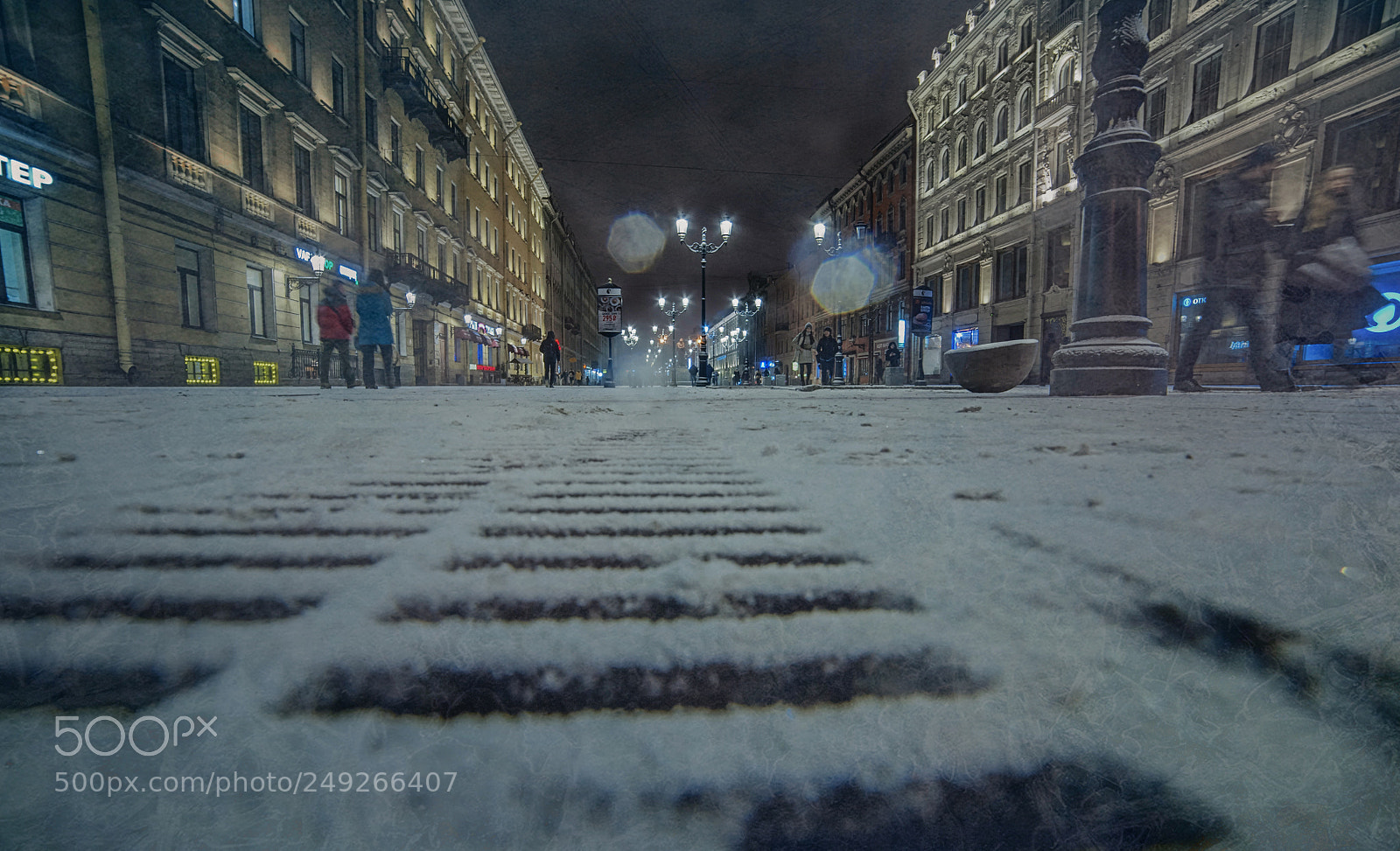 Nikon D700 sample photo. Small stable street photography