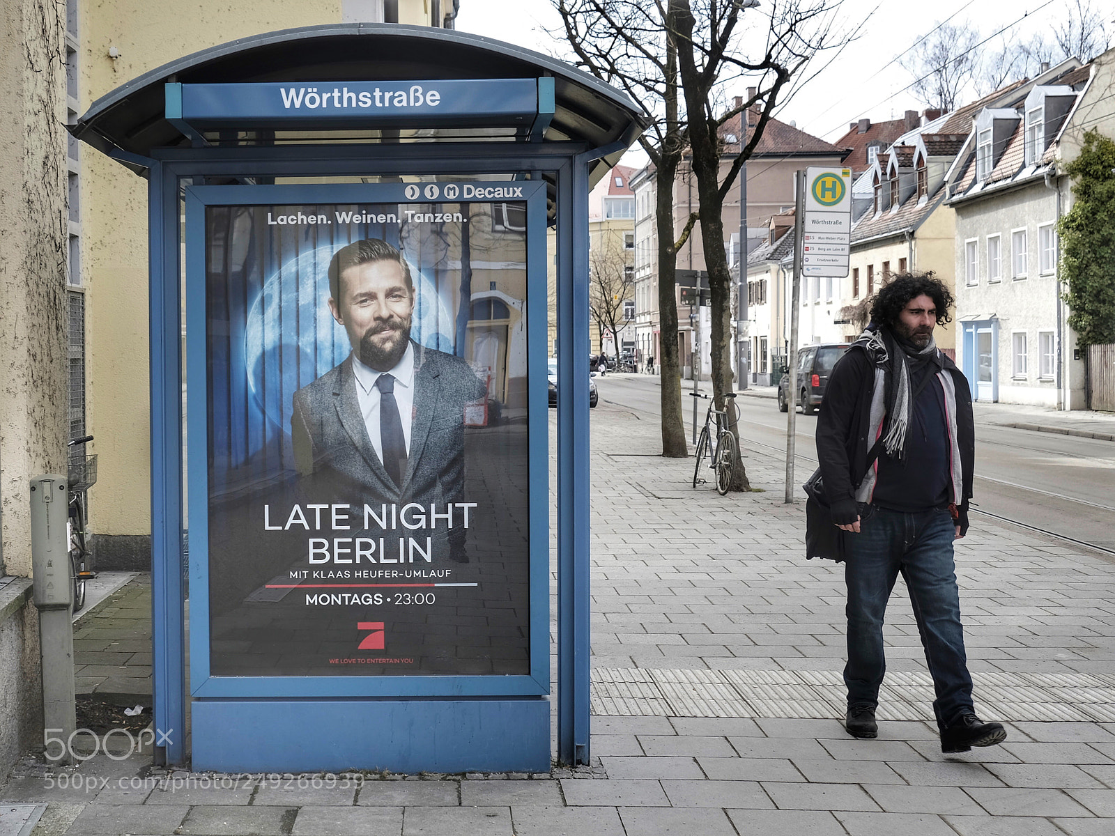 Fujifilm X-Pro2 sample photo. Street advertisement in m photography