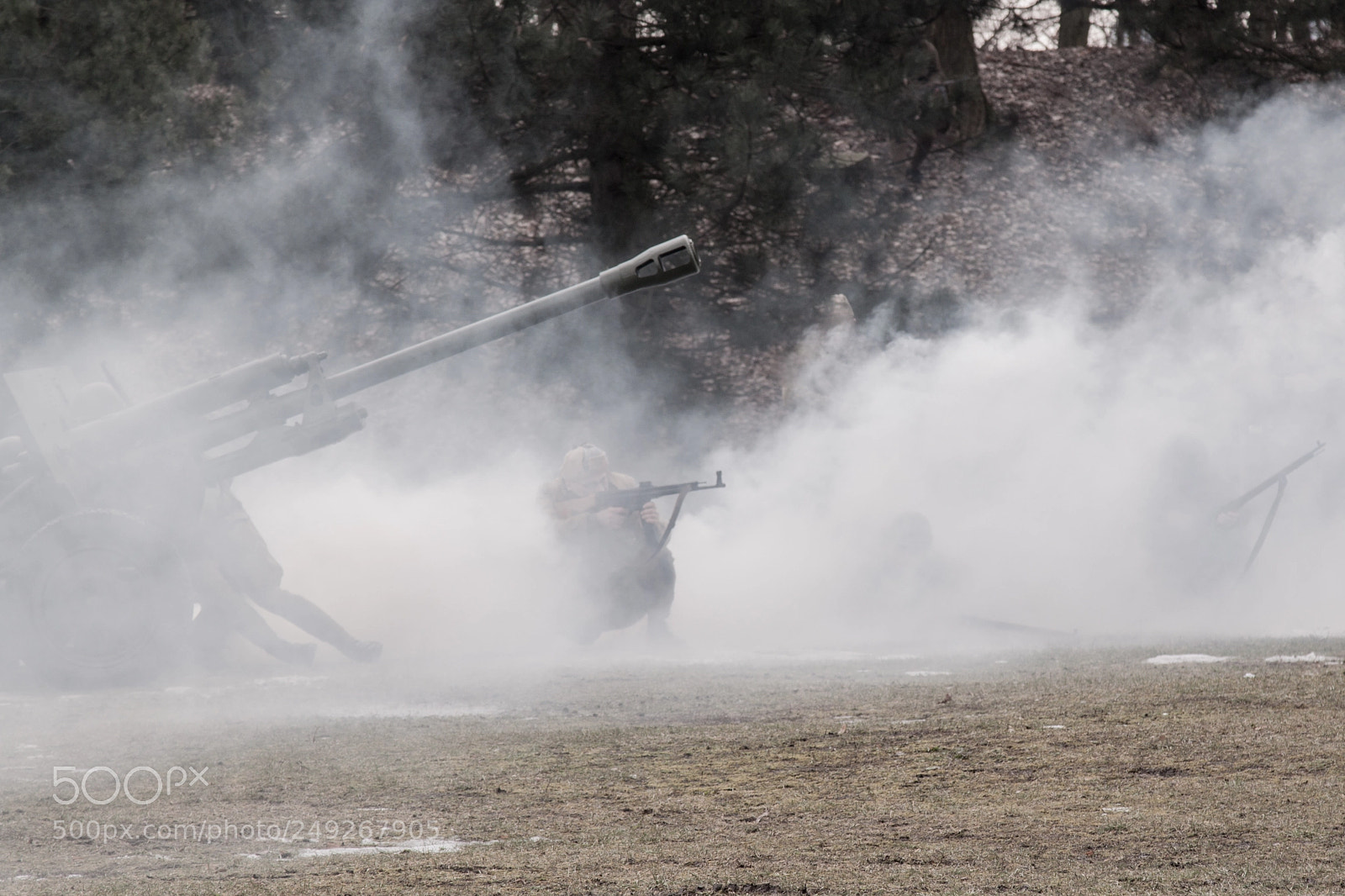 Canon EOS 500D (EOS Rebel T1i / EOS Kiss X3) sample photo. War photography