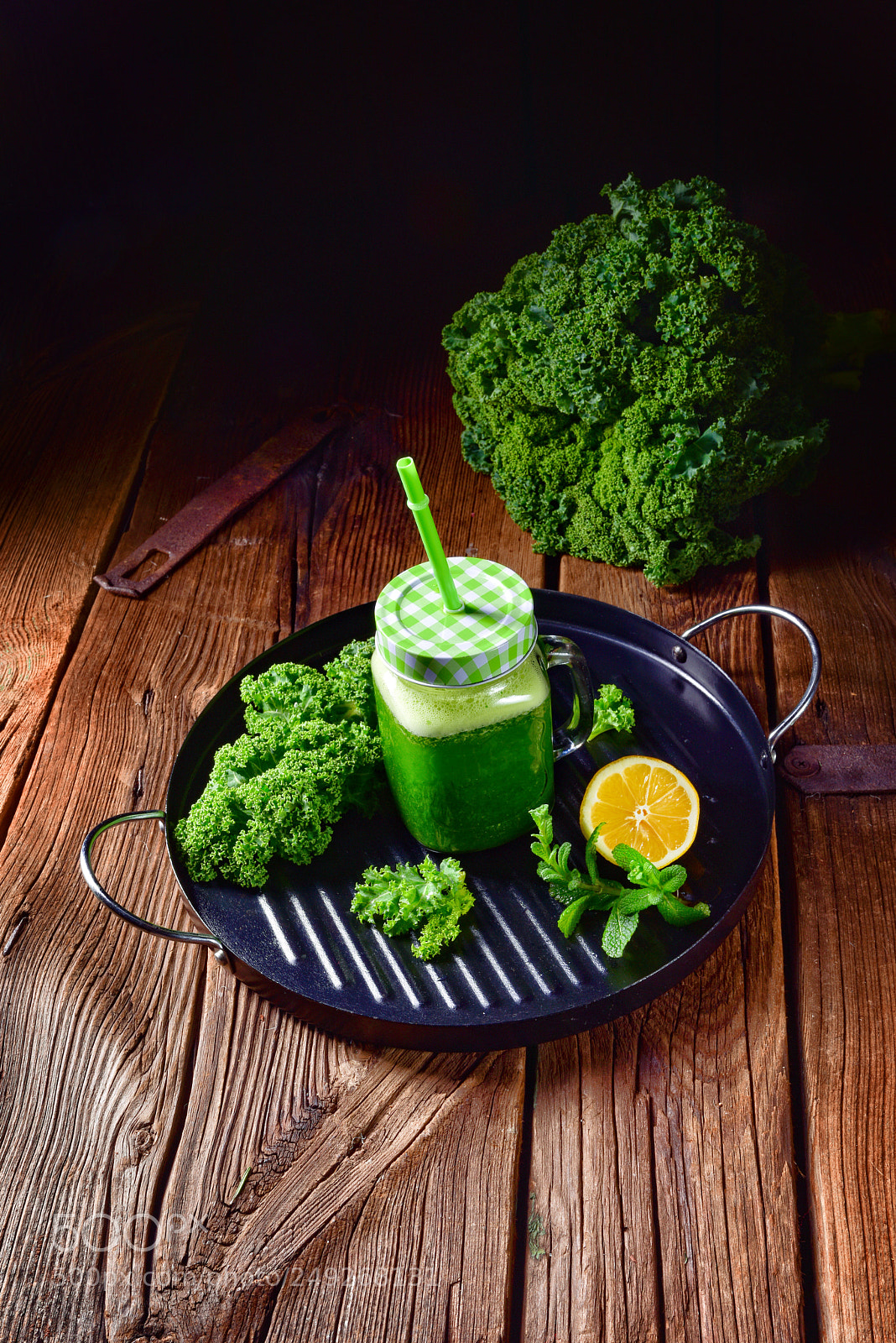 Nikon D810 sample photo. Kale smoothie photography