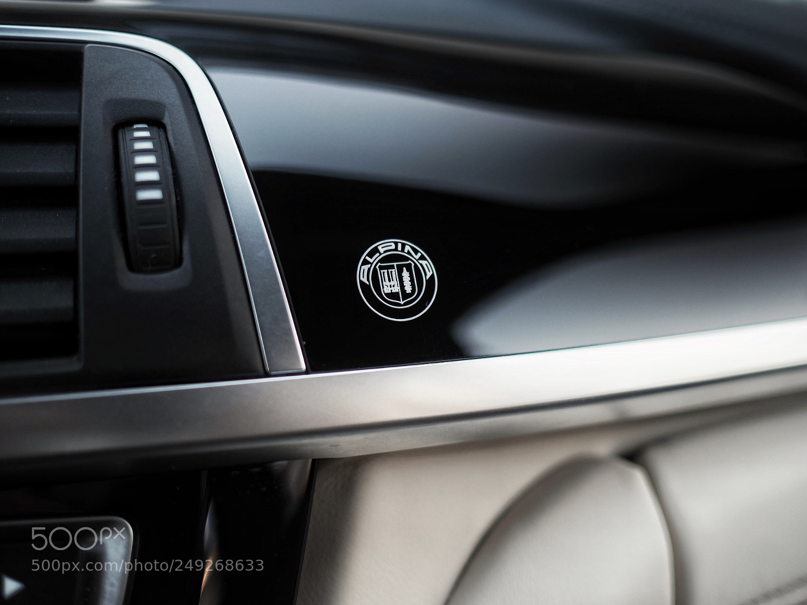 Olympus PEN-F sample photo. Bmw alpina b3 s photography