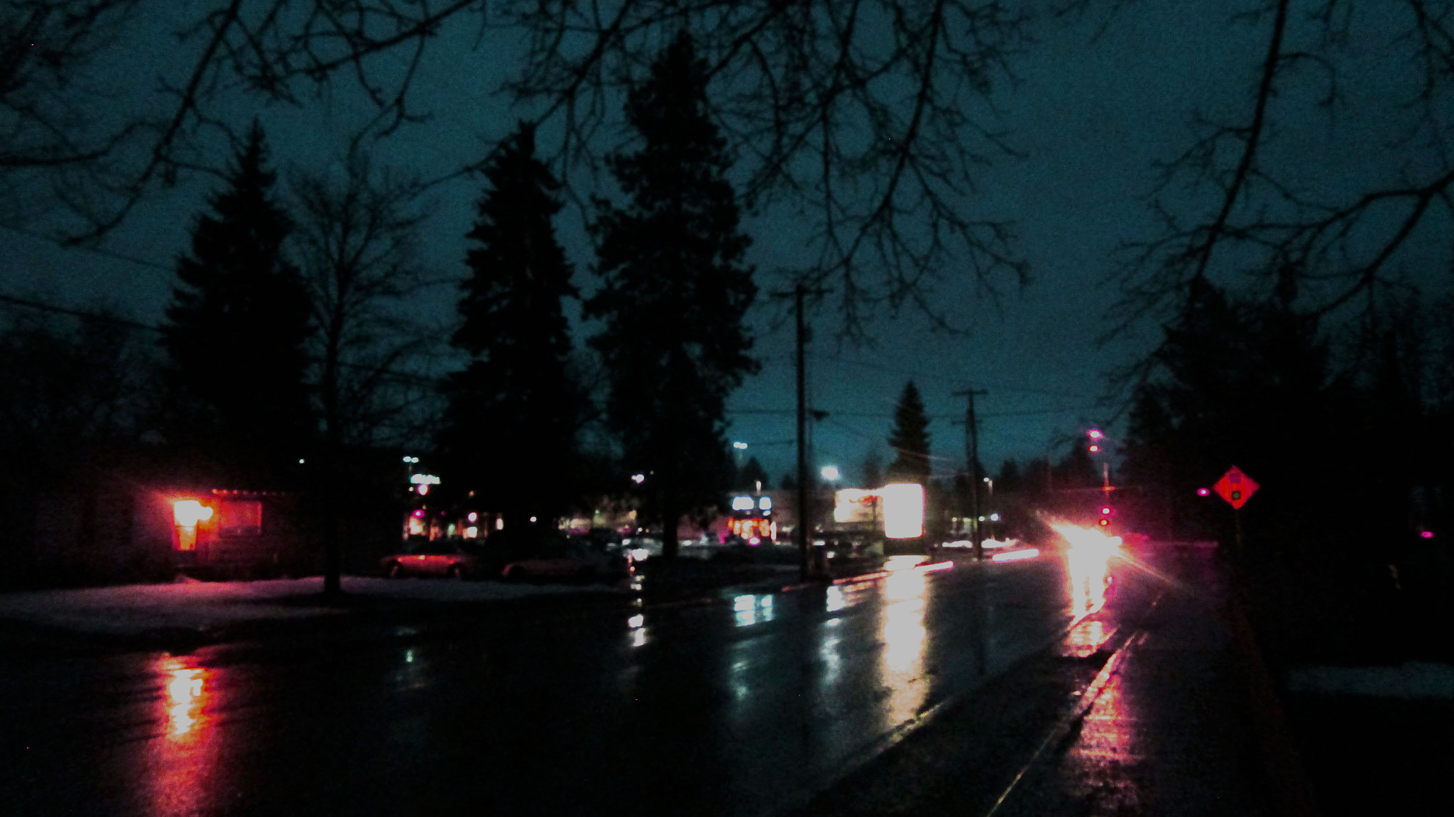 Canon PowerShot ELPH 150 IS (IXUS 155 / IXY 140) sample photo. Glare photography
