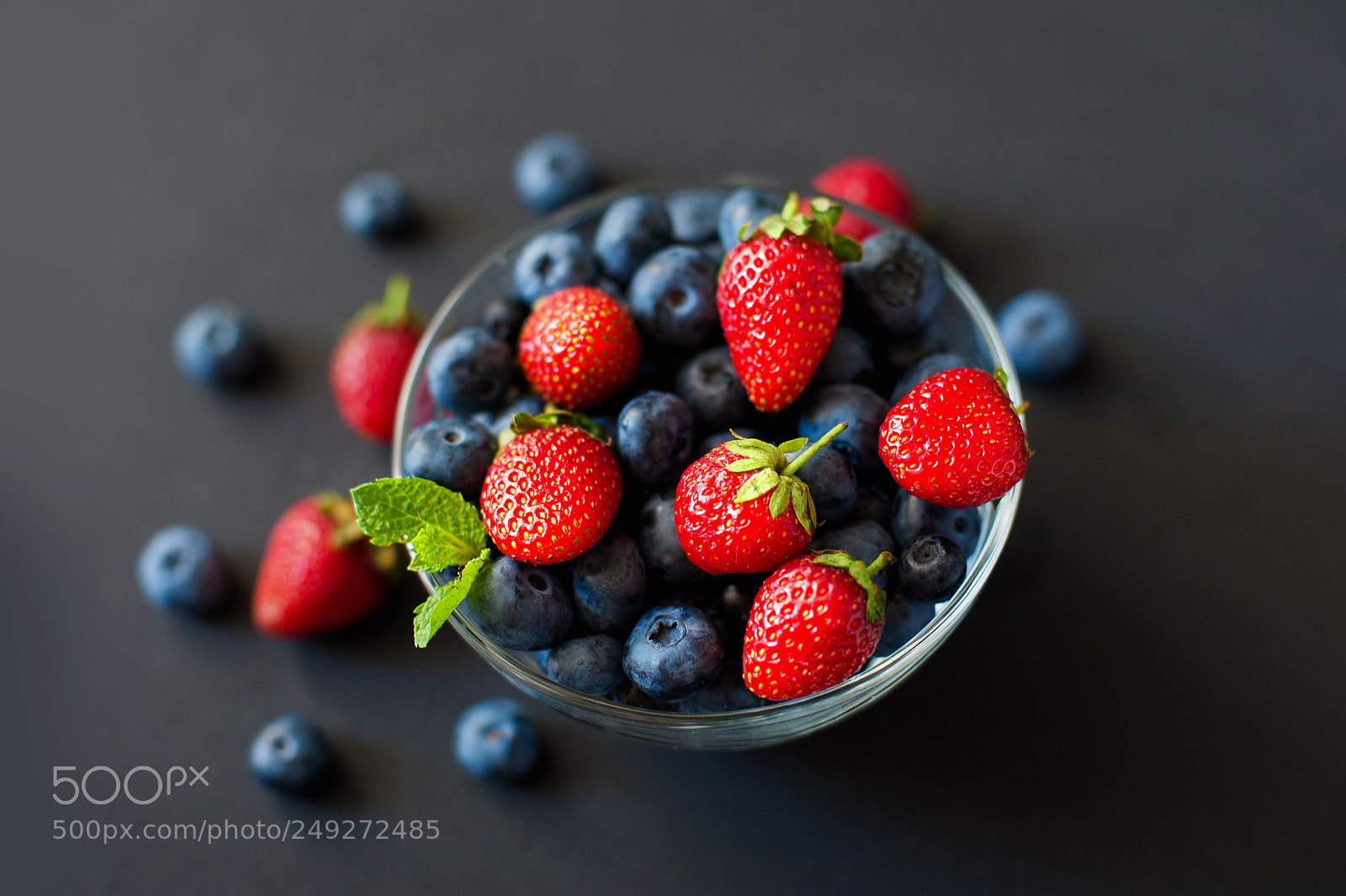 Nikon D700 sample photo. Fresh berries. various summer photography