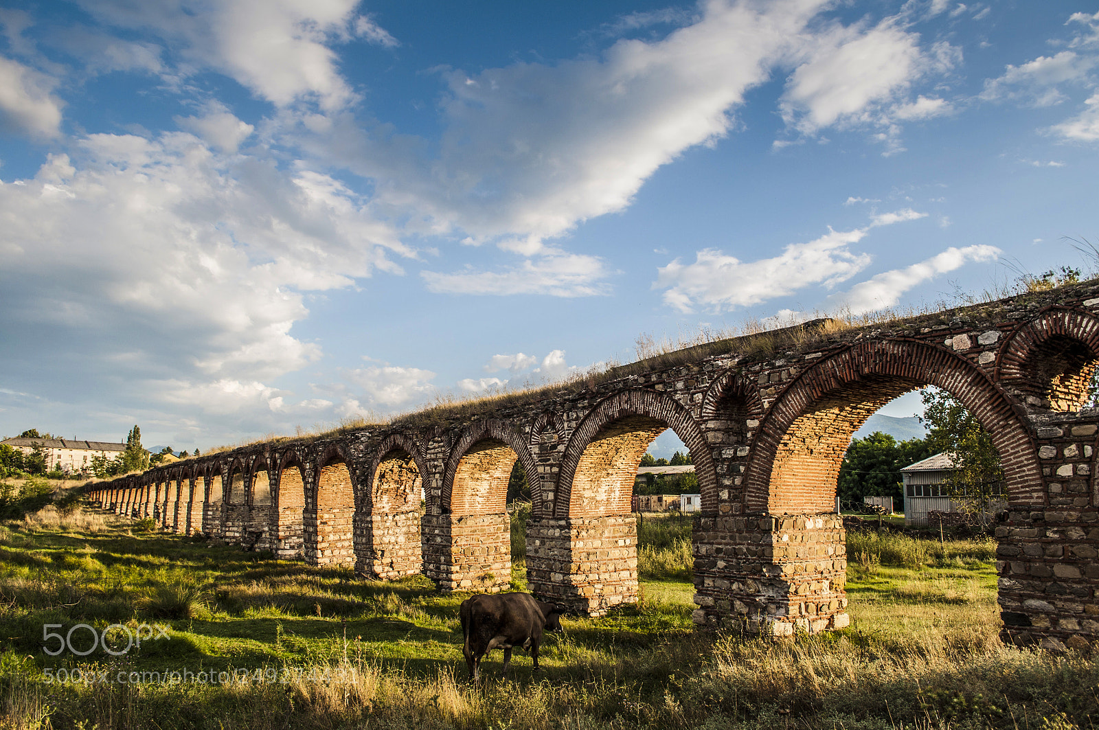 Nikon D5000 sample photo. Roman aqueduct photography