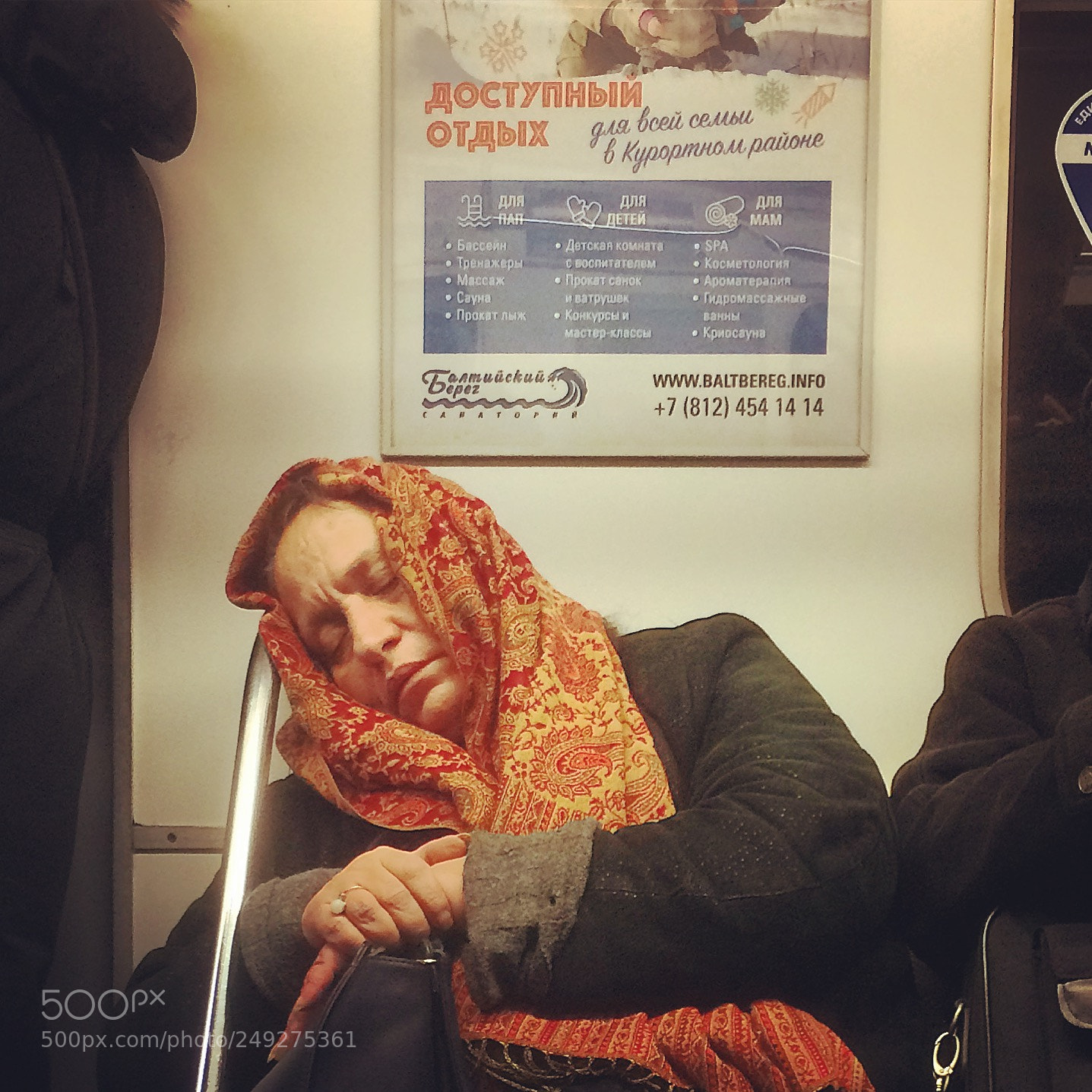 Apple iPhone 5s sample photo. Subway dreaming. photography