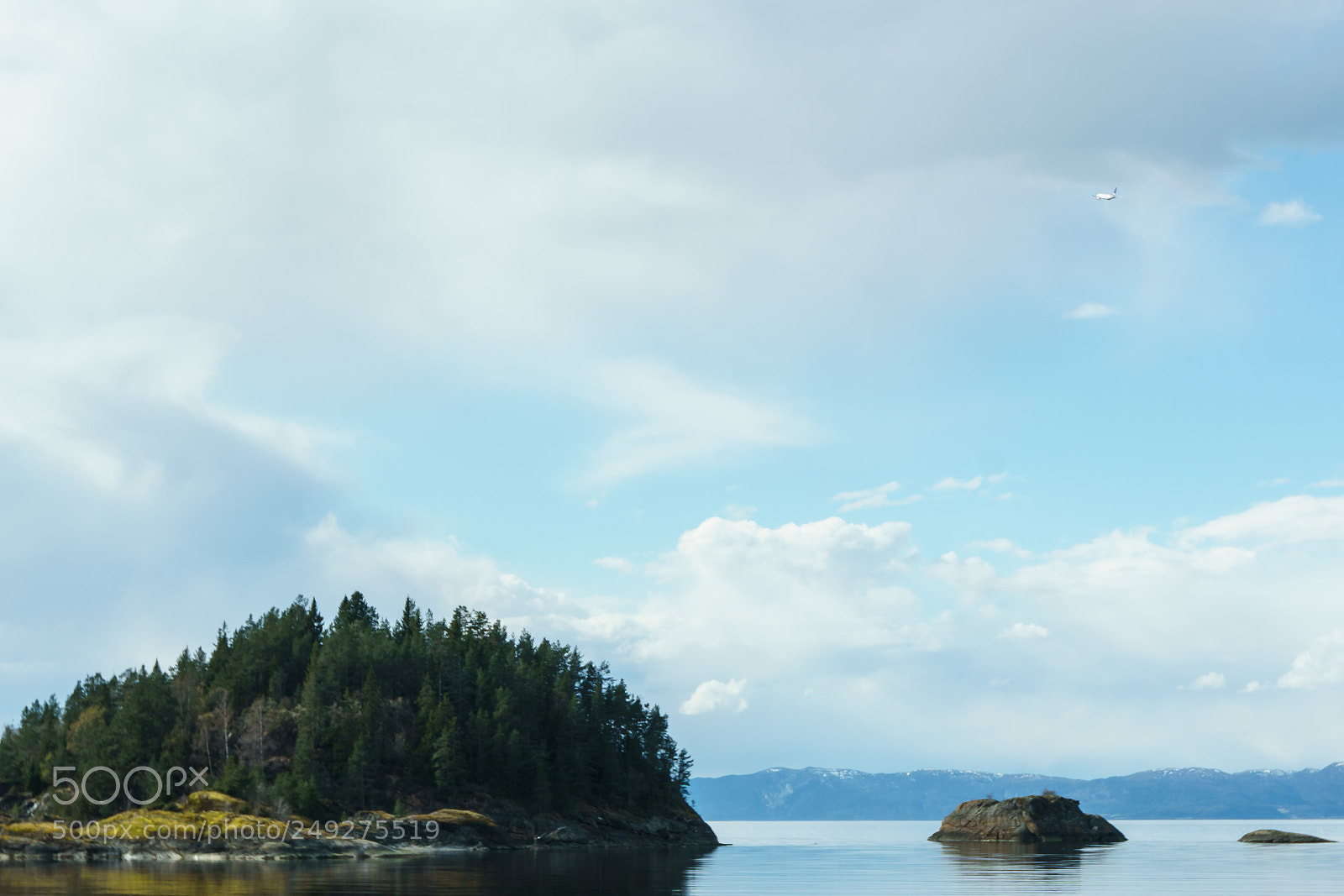 Sony a6000 sample photo. Big - smaller photography