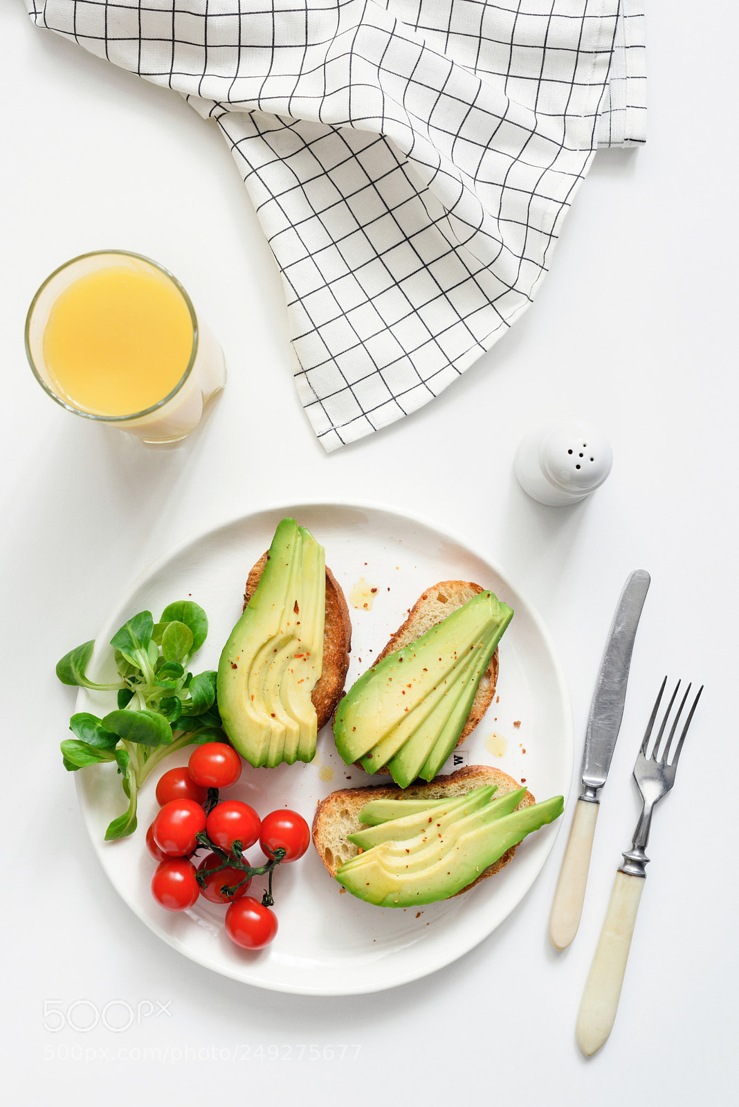 Nikon D810 sample photo. Avocado toasts and orange photography