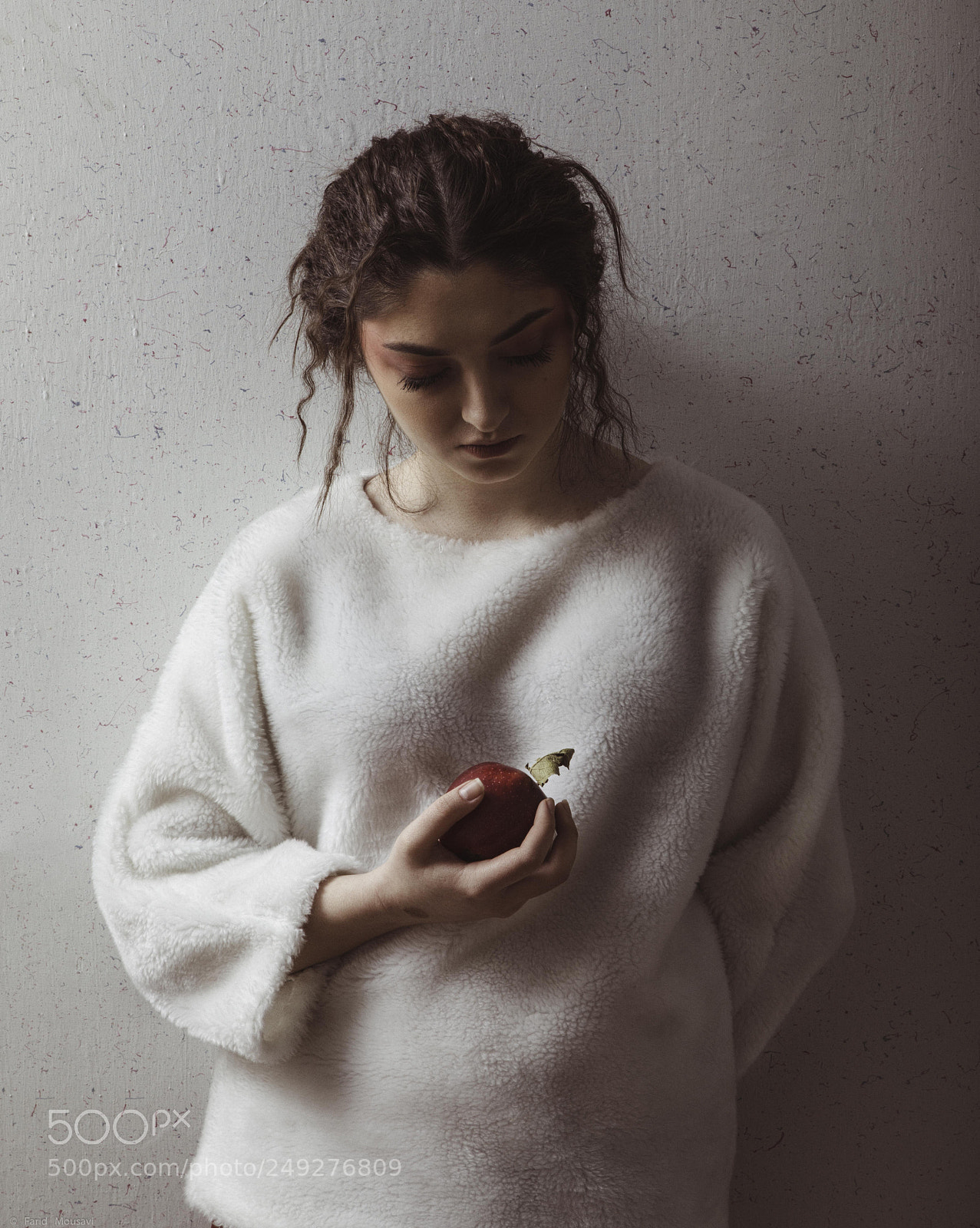 Canon EOS 5D Mark IV sample photo. Story of snow white photography