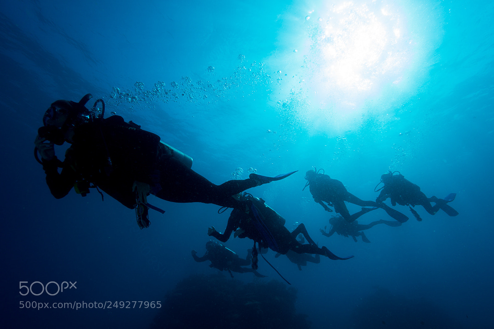 Sony a6000 sample photo. School of divers photography
