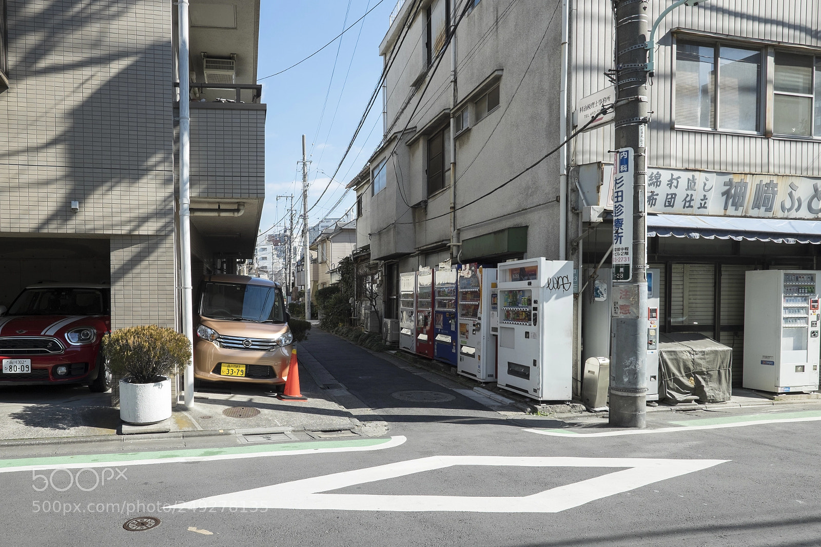 Fujifilm X-T1 sample photo. Tokyo.目黒区目黒　区民センター近く photography