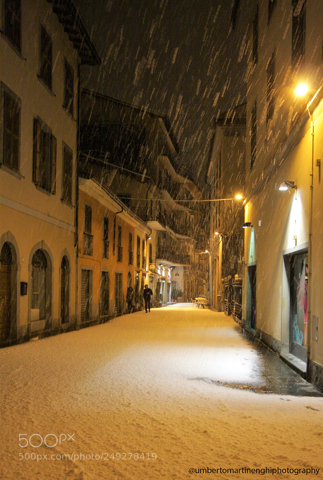 Canon EOS 40D sample photo. Night snowfall photography