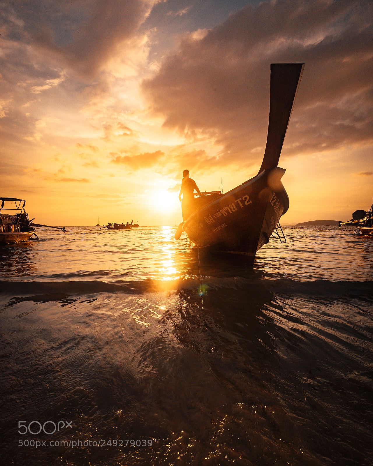 Panasonic Lumix DC-GH5 sample photo. Phi phi island sunset photography